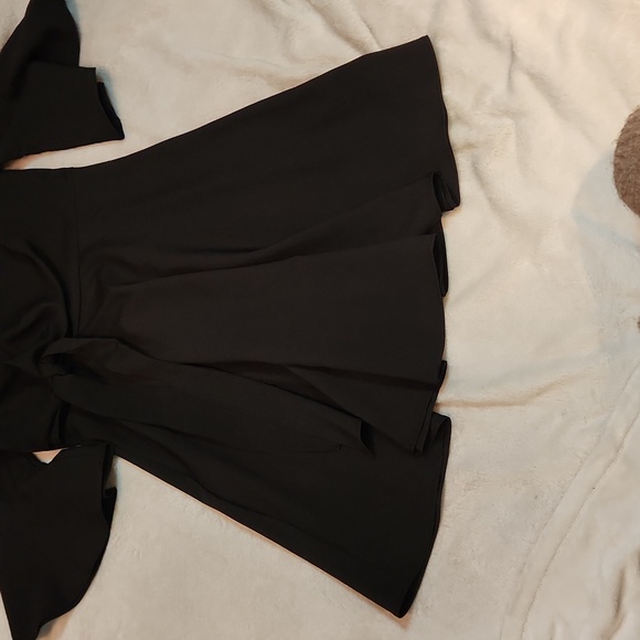 Essue off the shoulder flare dress - Picture 5 of 6